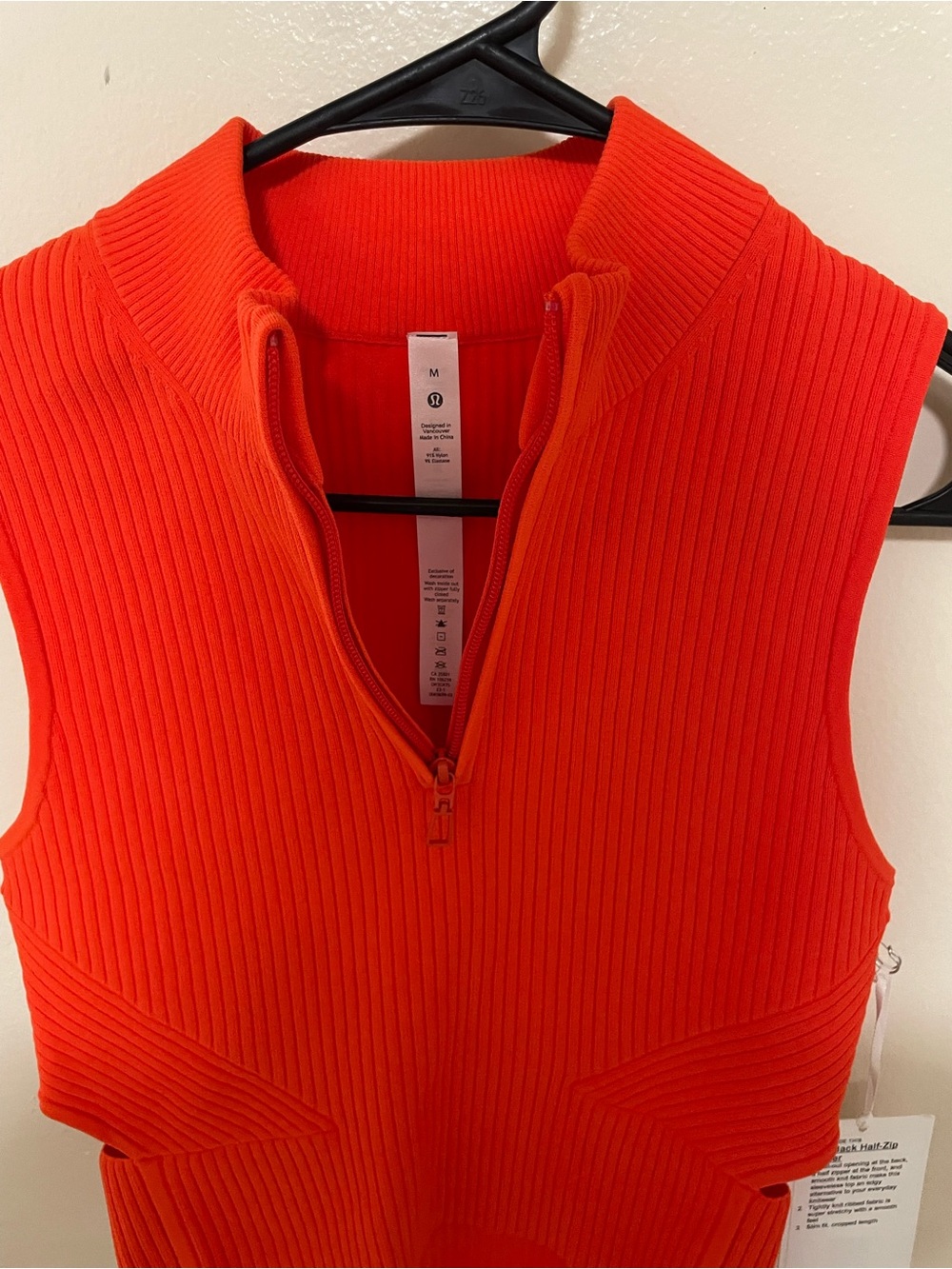 ✨NWT Lululemon Open Back Half Zip Sweater Size M - Picture 8 of 12